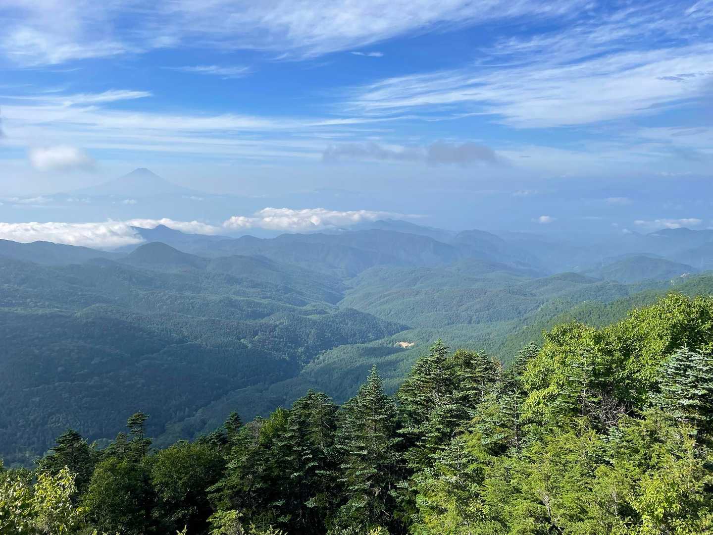 大弛峠-朝日峠-朝日岳-金峰山 縦走コースの写真