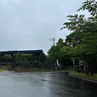 エンジン止めたら☂️降り出す