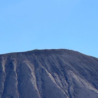 ビクトリーロードにはもう人がたくさん🏃‍➡️