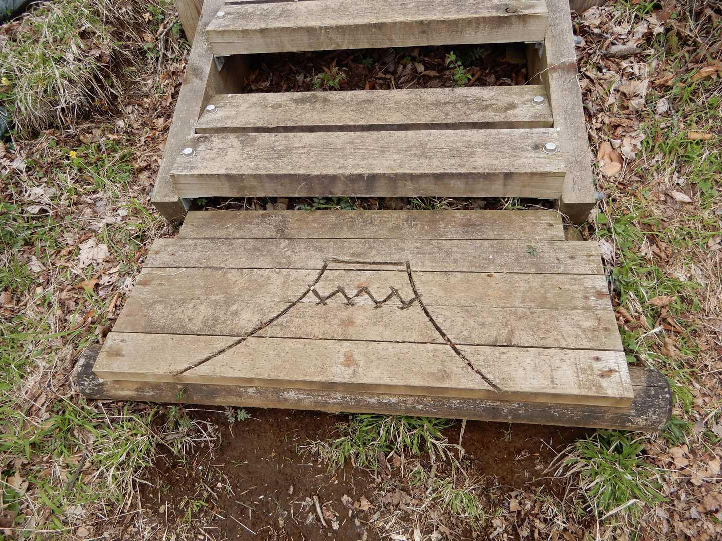 富士山🗻が見える場所の階段にありました