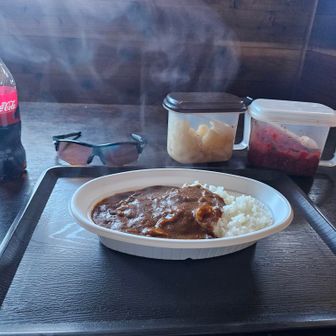 ウワサの蛭カレー1000円
最強コーラ500円