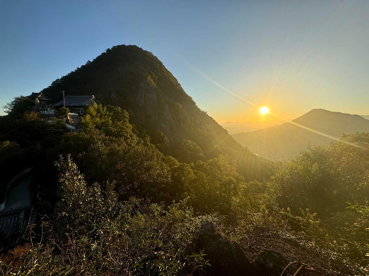 もうお日さん出てるー！すっごい☀️