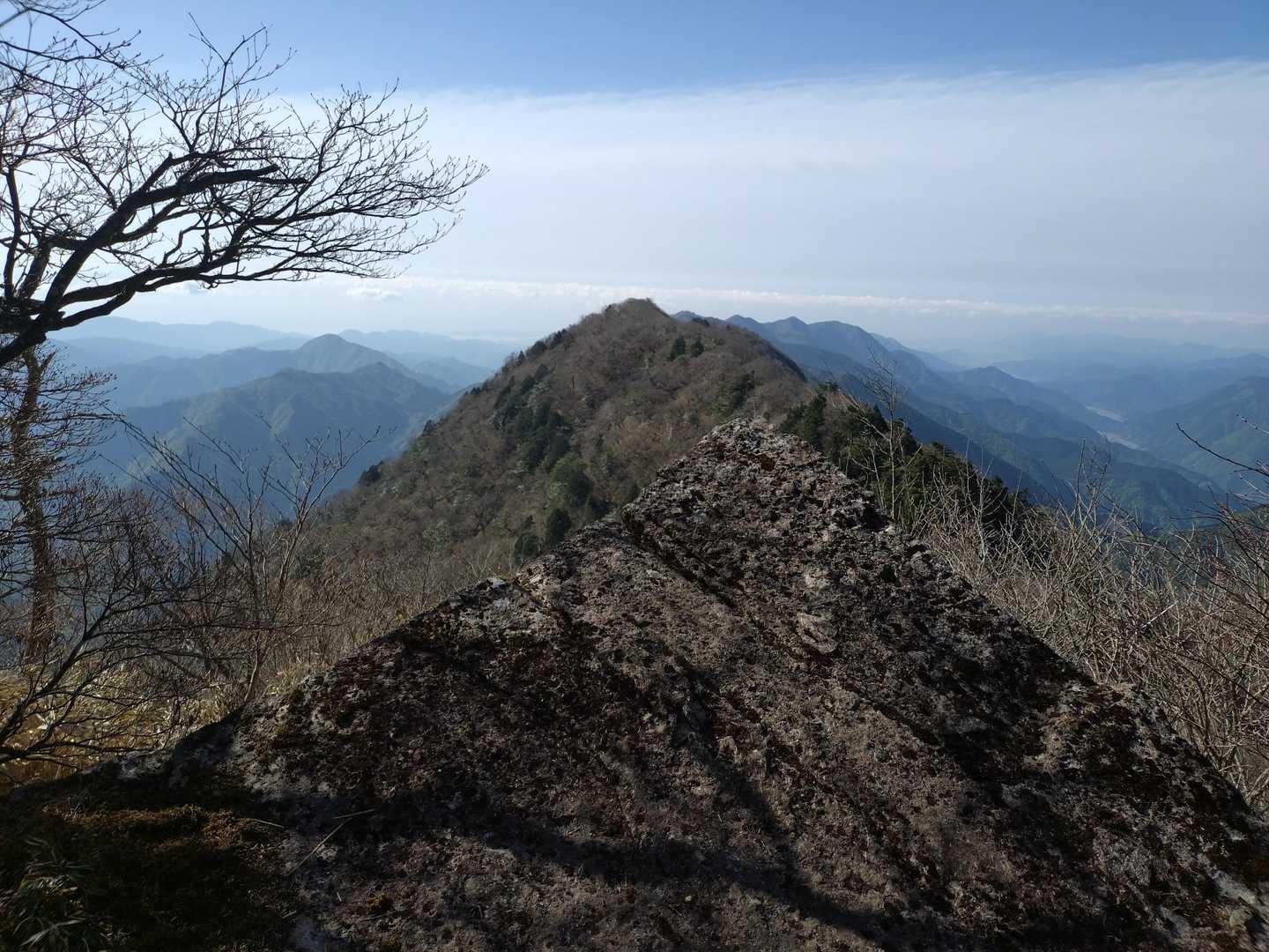 三角岩？撮影のセンスが……
アングル悪っ