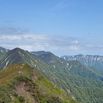 ピラミッド峰は1823峰の後ろに隠れちゃってますね！