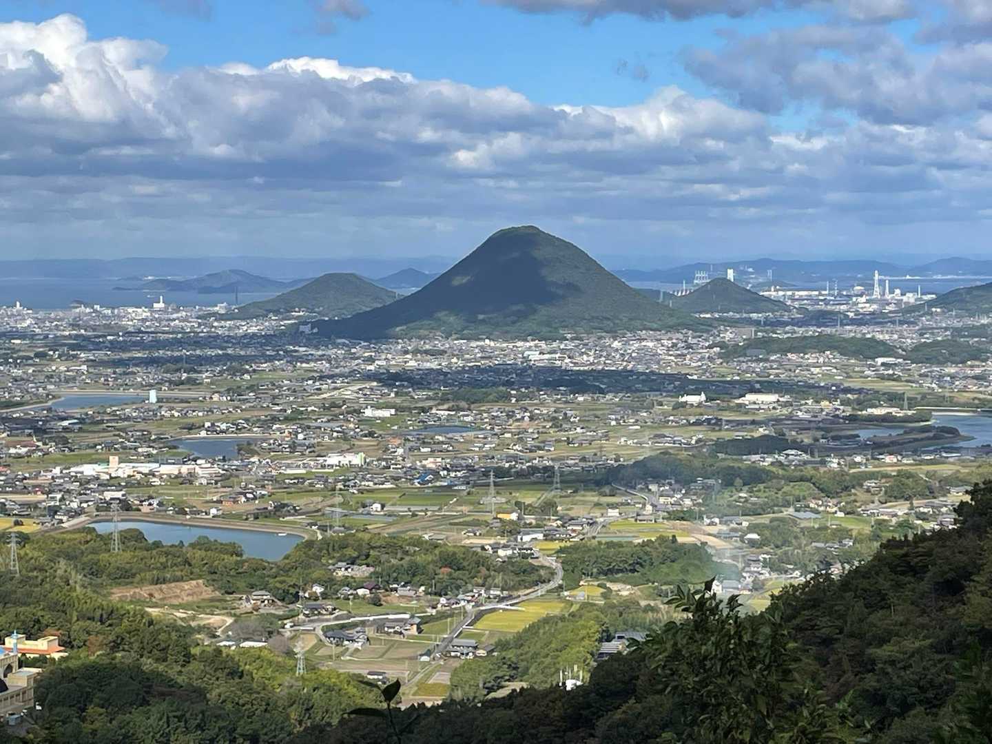 讃岐富士🗻✨(飯野山)です♪今日は、めっちゃお天気☀️でよかった〜٩̋(ˊ•͈ ꇴ •͈ˋ)و楽しい😆