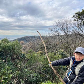 天気が良いとここから富士山が見えるらしいが今日は見えず🗻
👓: 富士山見えなくても全然楽しいけどね♪
