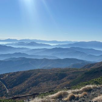 南アルプスの山並みが綺麗すぎません？！