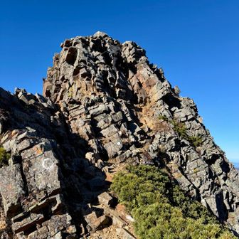 天狗の頭付近
こんな岩場ばっかり