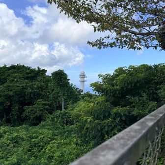 少し下るとレーダーアンテナがあるようですが、今回は行きませんでした