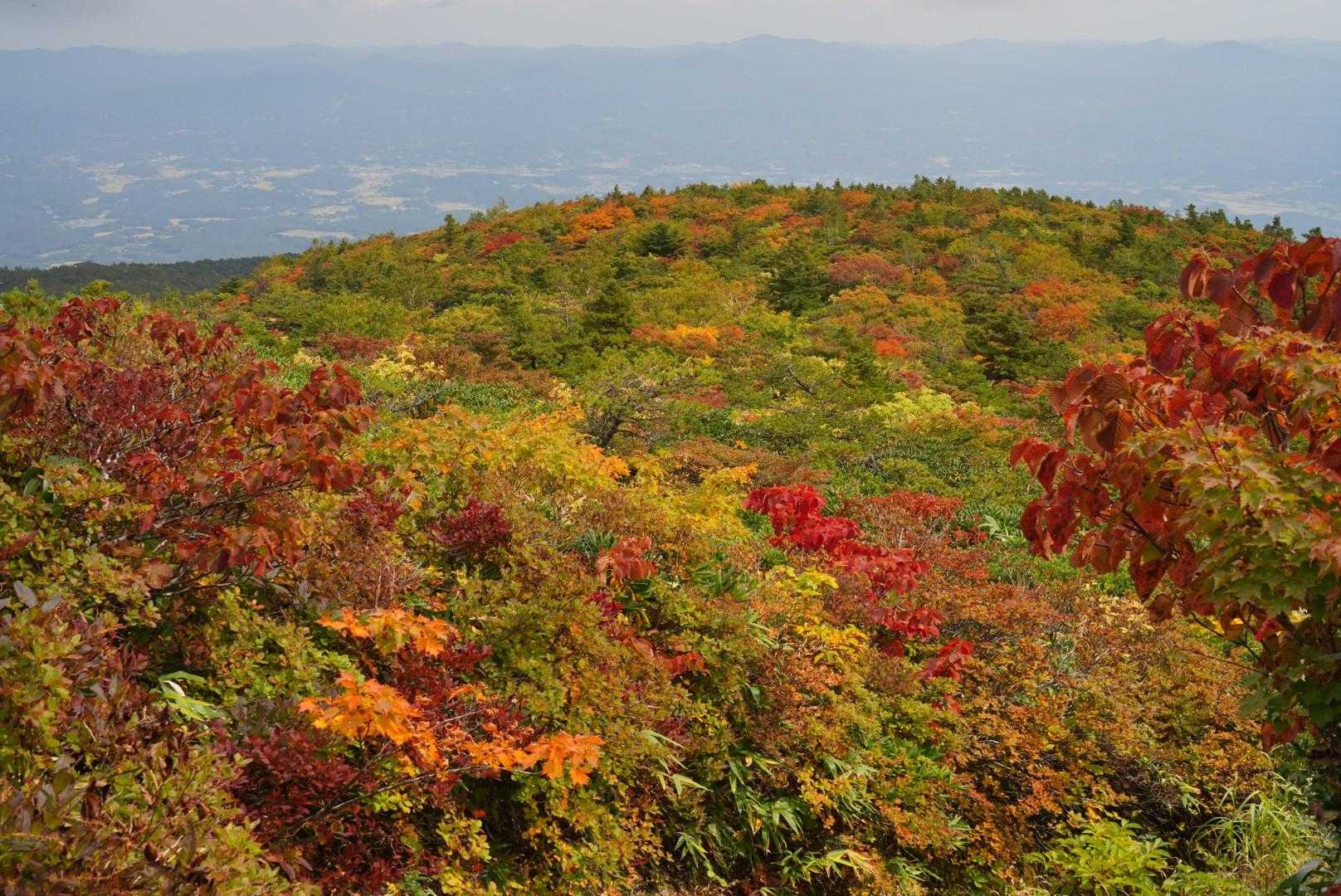 あだたら山ロープウエイ山頂駅-安達太良山-携帯トイレブース 縦走コースの写真