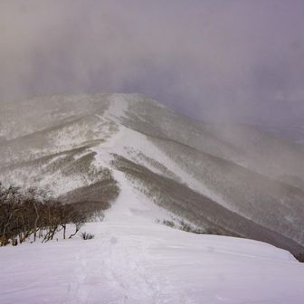 佐幌岳方面
ここから夕焼け山歩☀️
