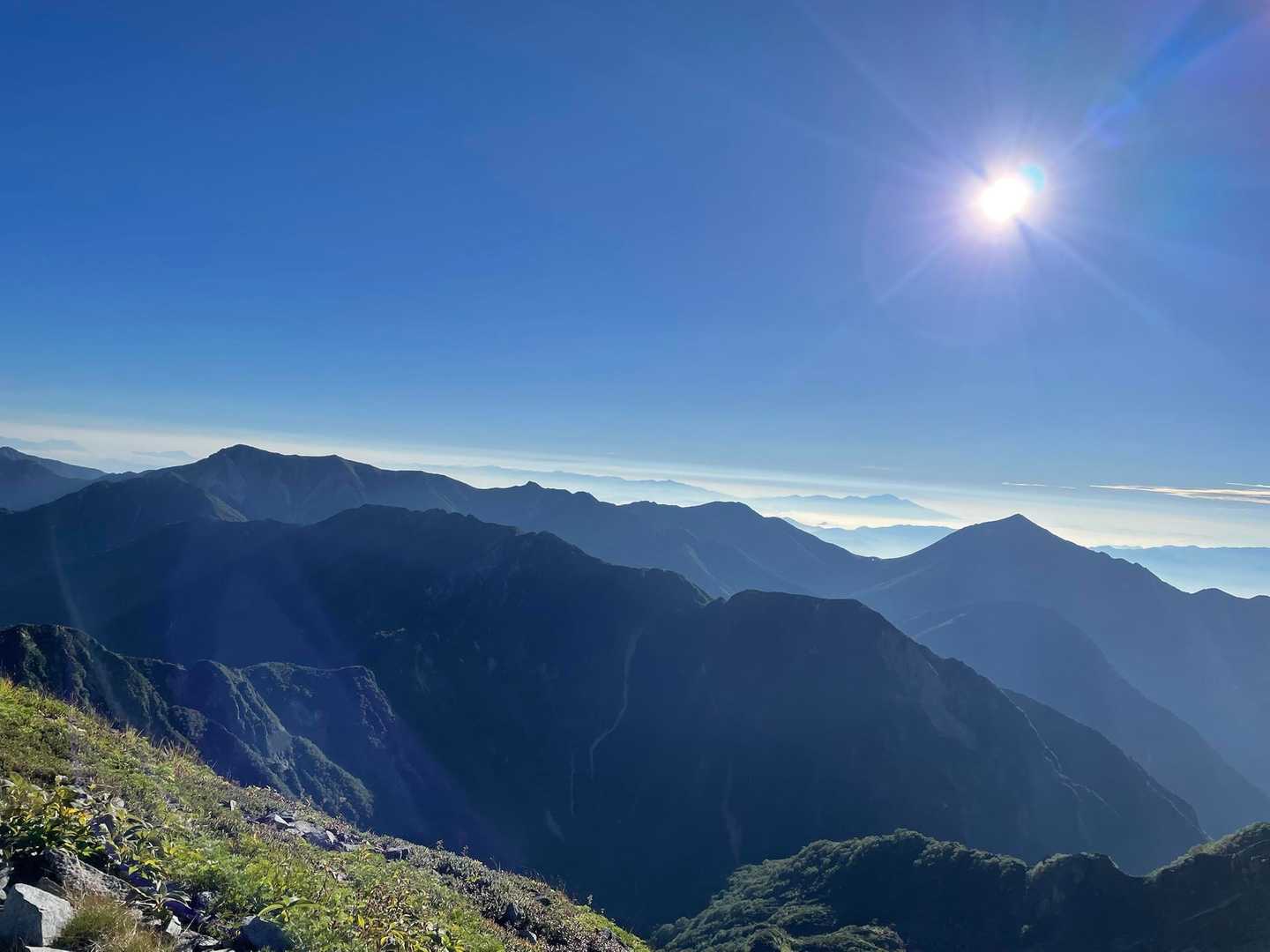 大天井岳〜常念⛰️

歩いたなぁ(ᐥᐜᐥ)♡ᐝ
暴風雨🌀やったけど。笑
