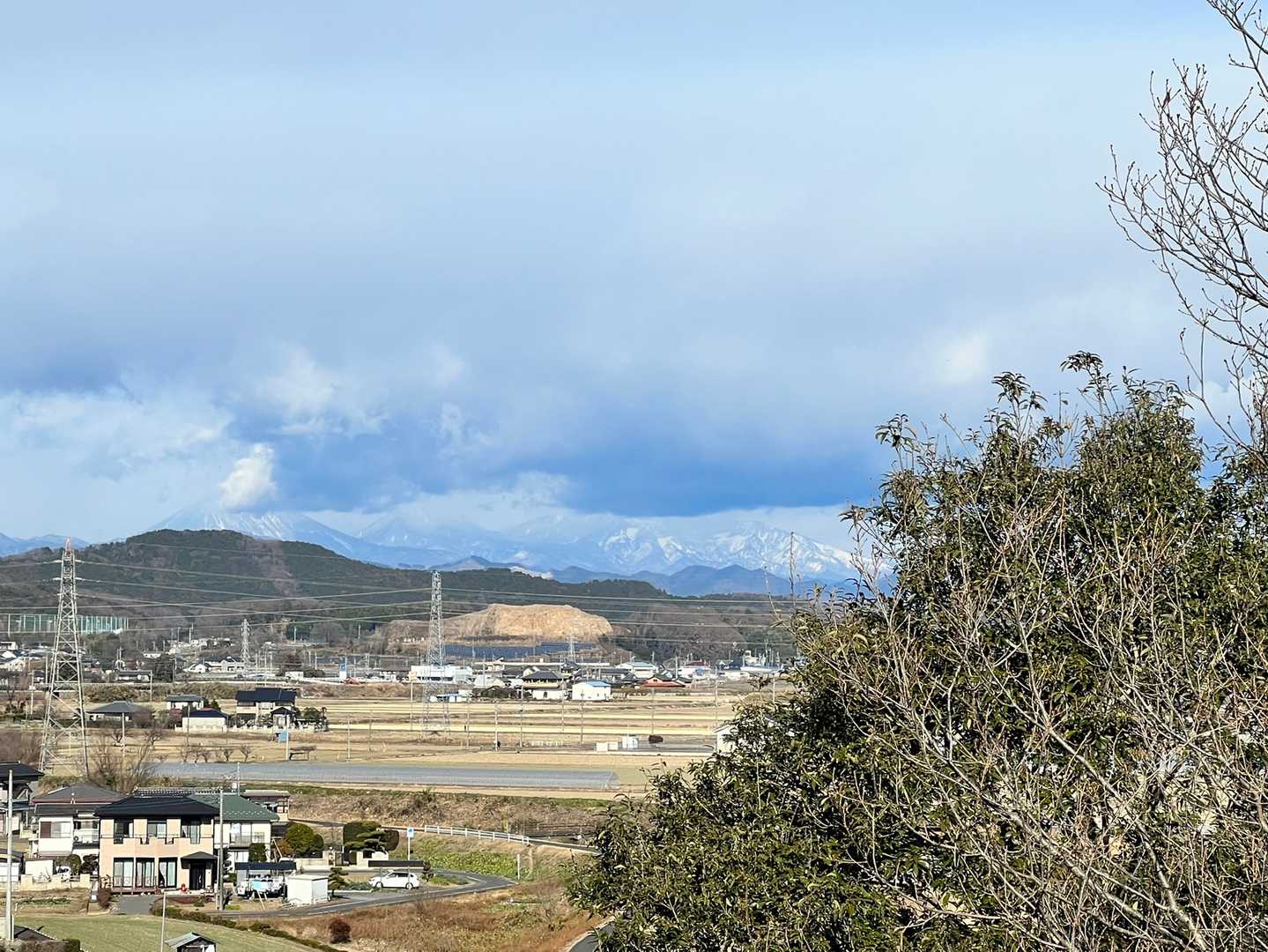 真っ白な日光連山