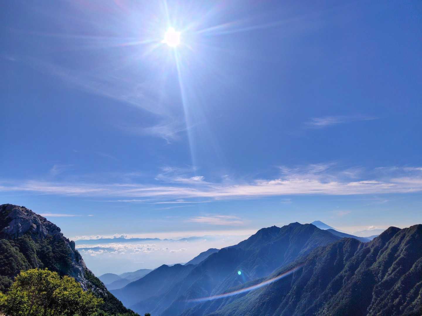 すごい🤣
富士山🗻・オベリスク⛰️・雲海☁・太陽☀