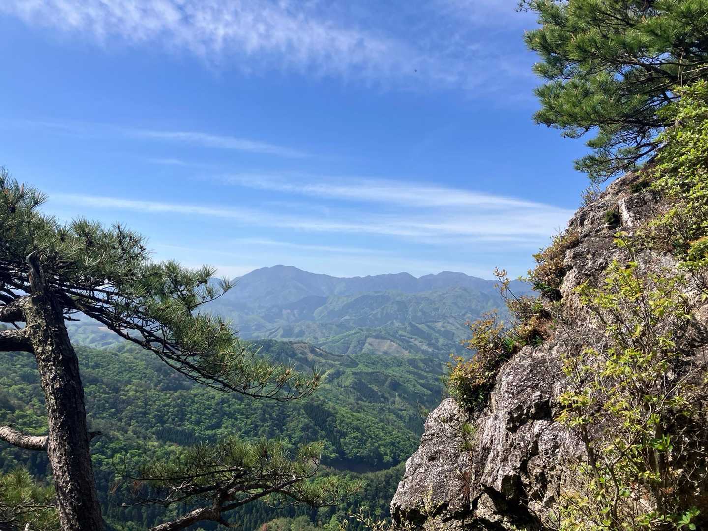 展望岩から大崩山方向