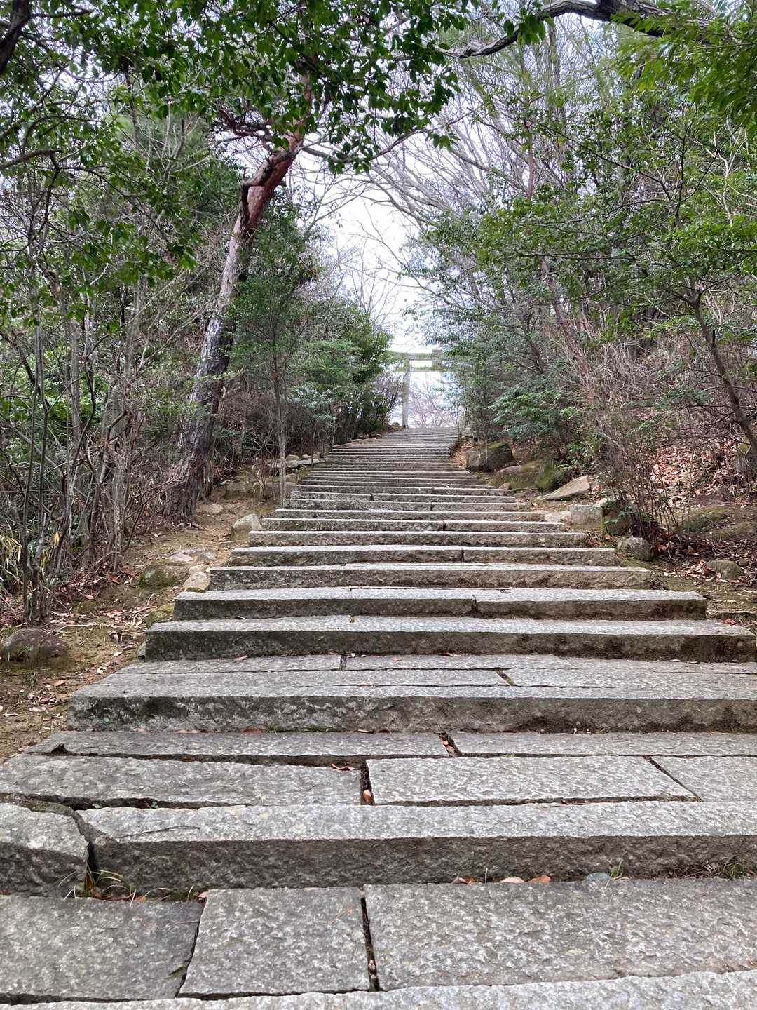 奥の院まであと少し