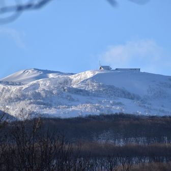 鳥海山・七高山・笙ヶ岳 鉾立山荘が見えた！