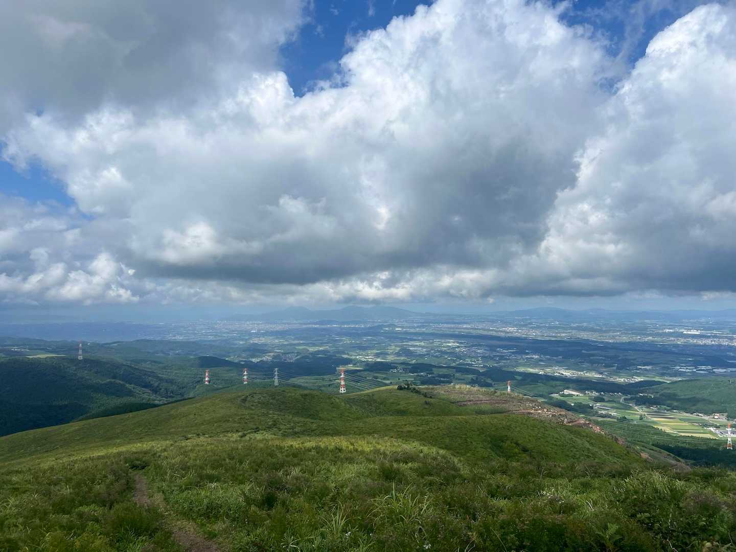 雲は相変わらず厚い