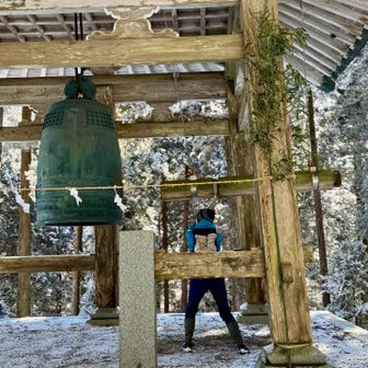 今日は、特に力強く鐘を鳴らしています👍