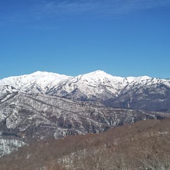 前は雪歩きの経験がなく雪渓が怖くて。。会いたかったお花のタイミングを逃したので、今年は行けたらいいな🥰
山開きが楽しみです😌💕