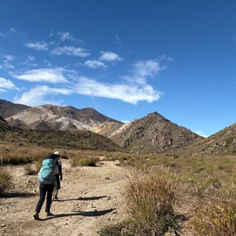 苦しい登りを終えると北千里の景色に癒されます