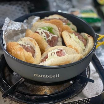 ホットドック
炭水化物のオンパレード