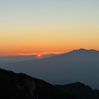 御嶽山側に沈む夕日