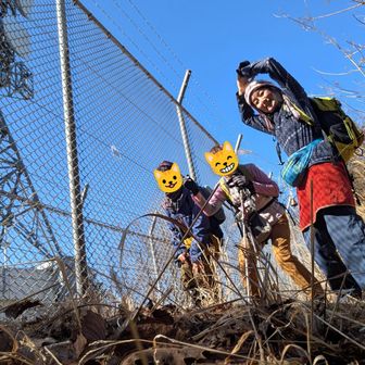 堂平山・笠山（乳房山）・大霧山 ピークには電波塔
※電波塔は左ね