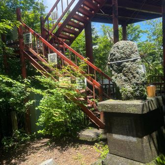山頂に展望台
景色いいわ