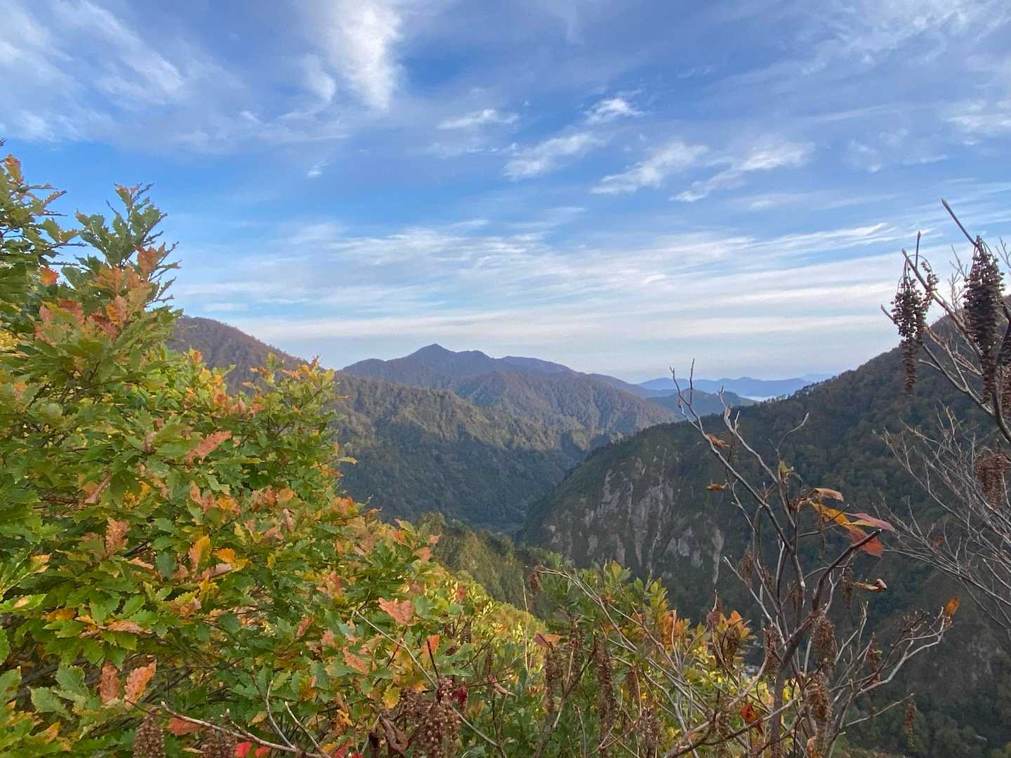 天狗平コース登山口-丸森峰-頼母木山-大石山-鉾立峰-朳差 周回コースの写真