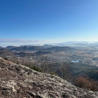 岩場が多いから開けてる所も多い👀✨
遠くに見えるのは加古川