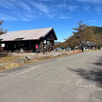 湿原駐車場に帰還。それではそろそろ帰りましょうか。