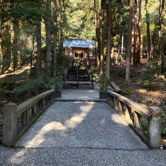 家族の安全を祈願しました。行縢の神様、どうかよろしくお願いします。