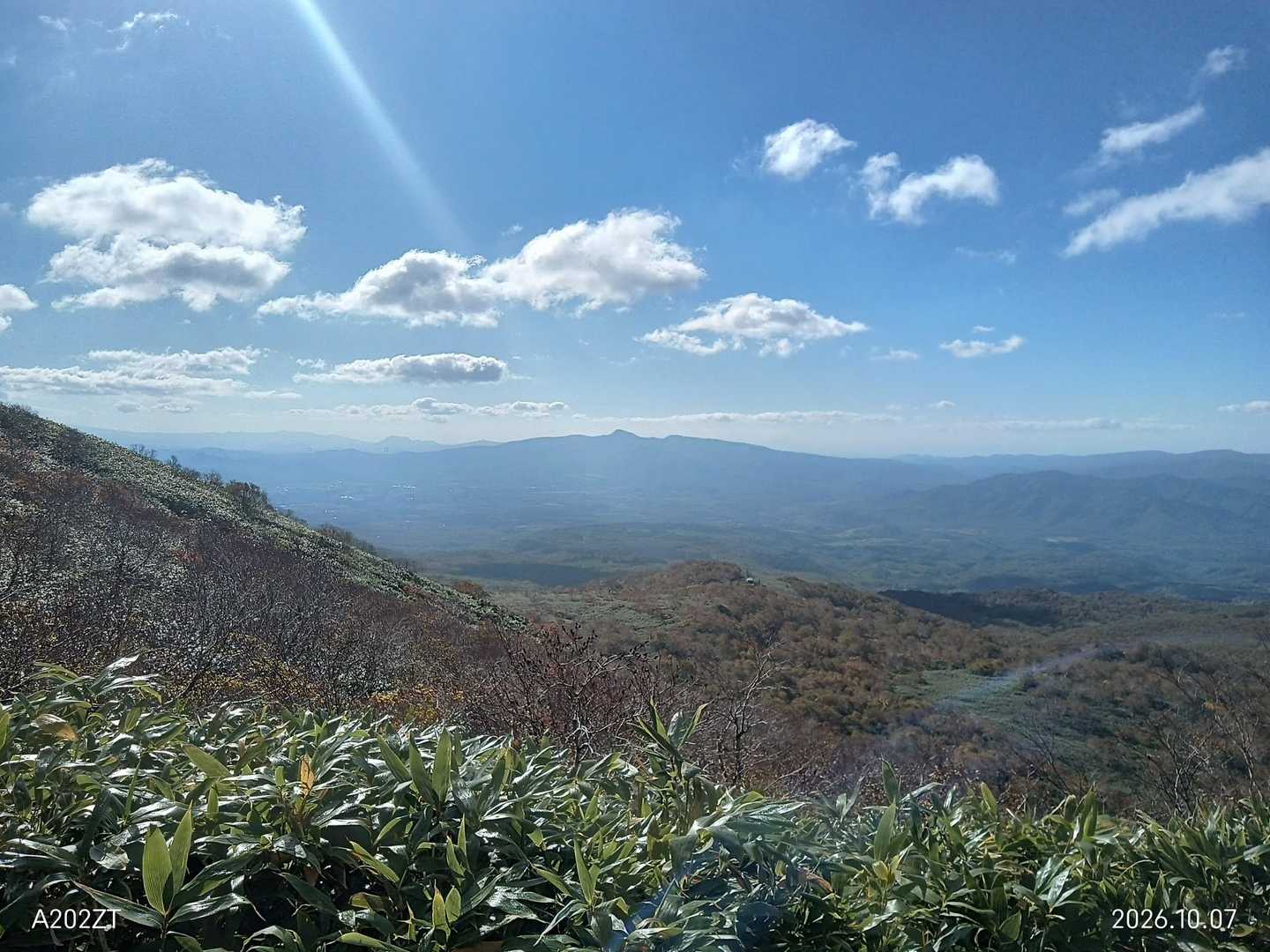 登っていると昆布岳