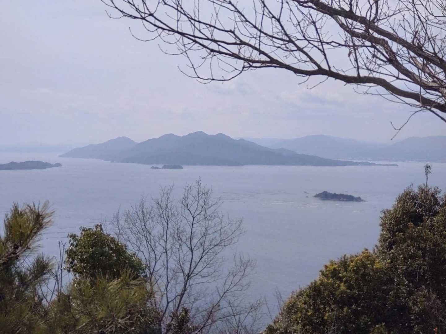 宮島も良く見える。