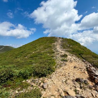 お次は本日のお目当ての三本槍岳へ！