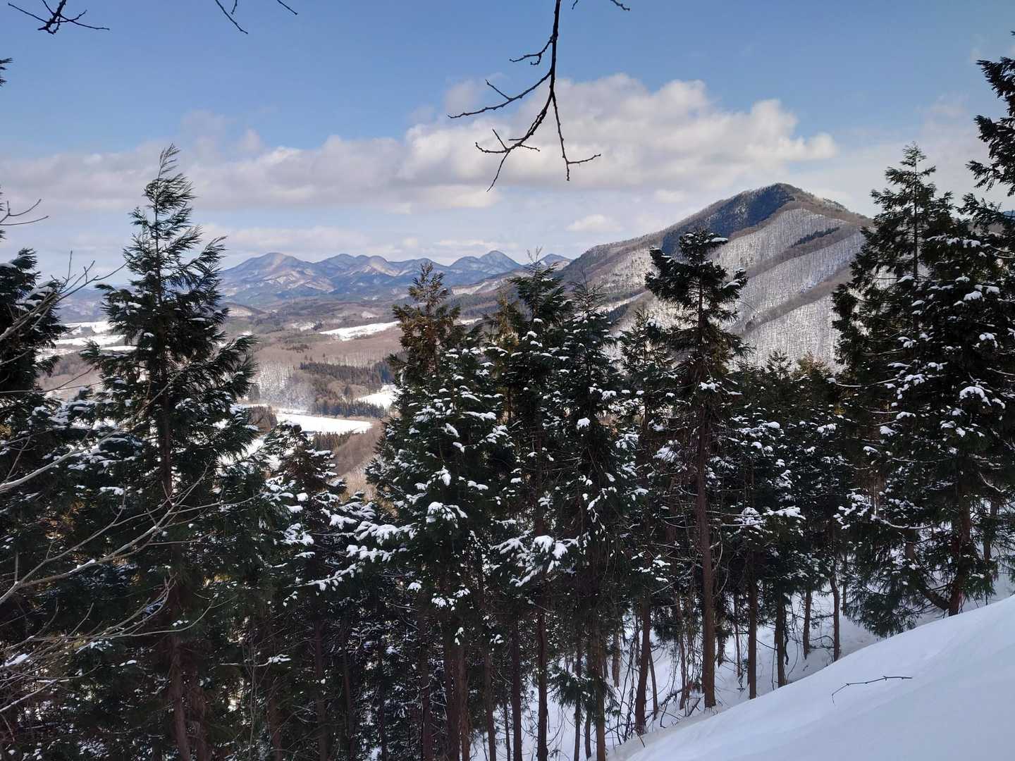 急登下り切った所に展望
良い眺めだ〜