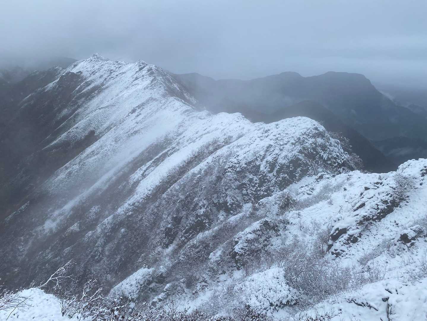 燕岳登山口-合戦沢の頭-大下りノ頭 縦走コースの写真