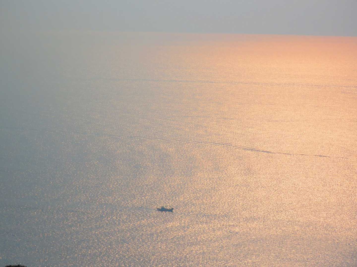 海は穏やか