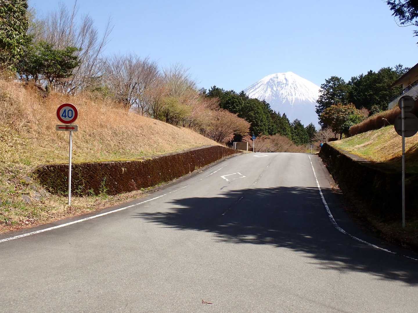 どこからでも見えるな富士山