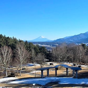 甲斐駒ヶ岳と富士山🗻見えた！