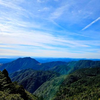 烏帽子岩からの景色👀✨️

一番左奥は妙法山かな🙄

那智大社も見えてました⛩️