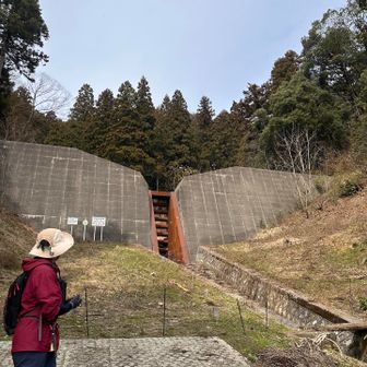 砂防ダムまで下りて来ました