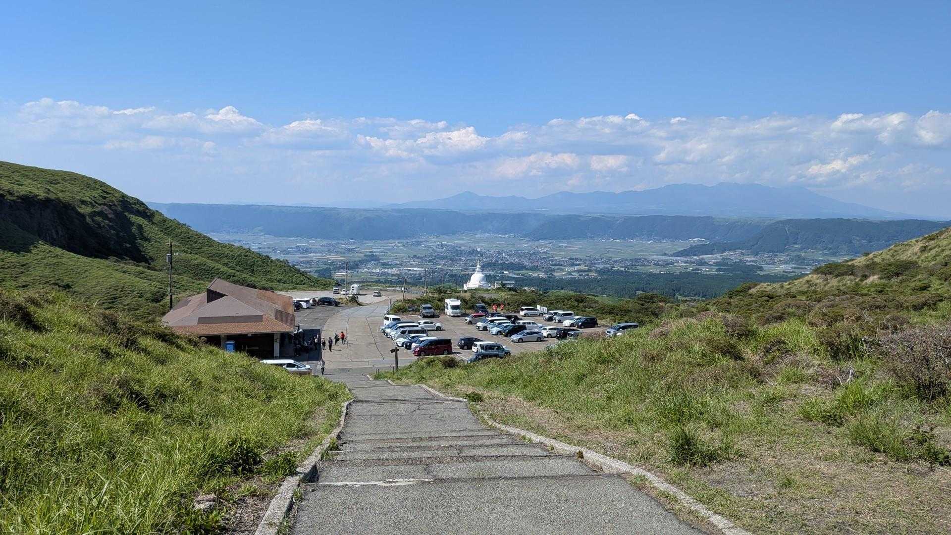 もうすぐ駐車場です
帰ってからの🍺が楽しみです