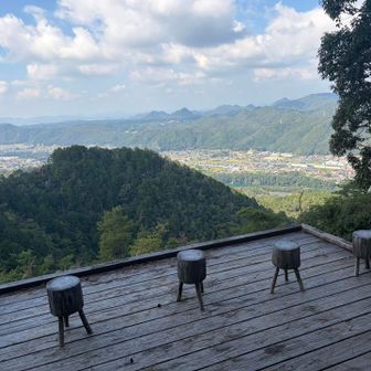第二展望台
手作りの椅子が可愛いだに