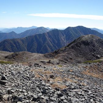 ボリュームのある山は聖岳。
かっこいい