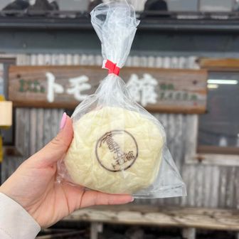 8号目のトモエ館はあんぱん。これも激うま