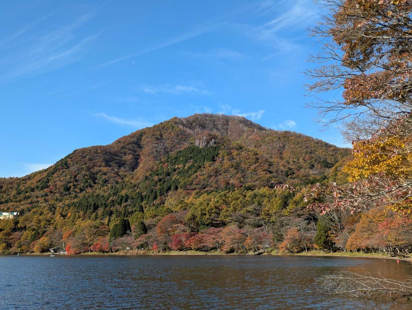 次のターゲットは、あの山だ🎯
