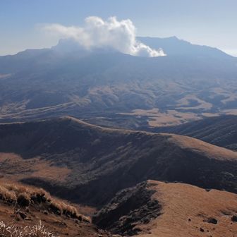 雄大な阿蘇山🌋