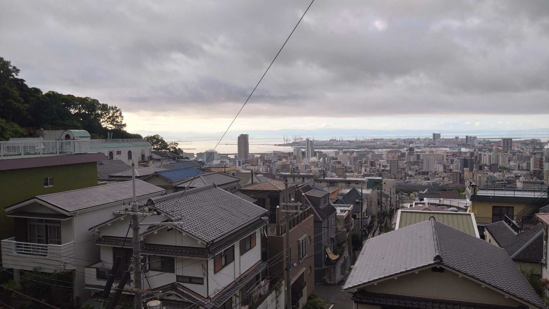 低い雲が...